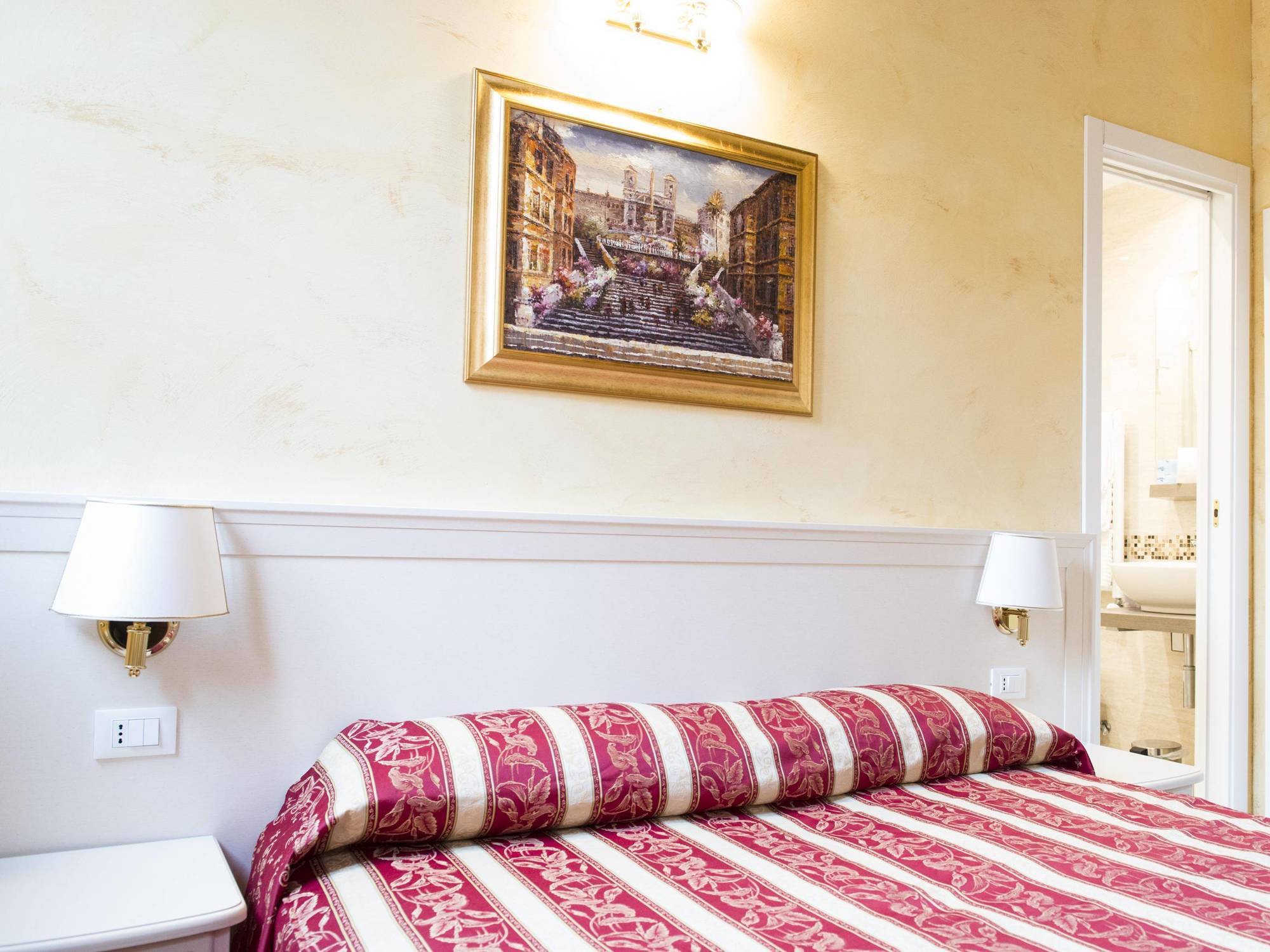 ローマ ドムス トレヴィ Bed & Breakfast エクステリア 写真